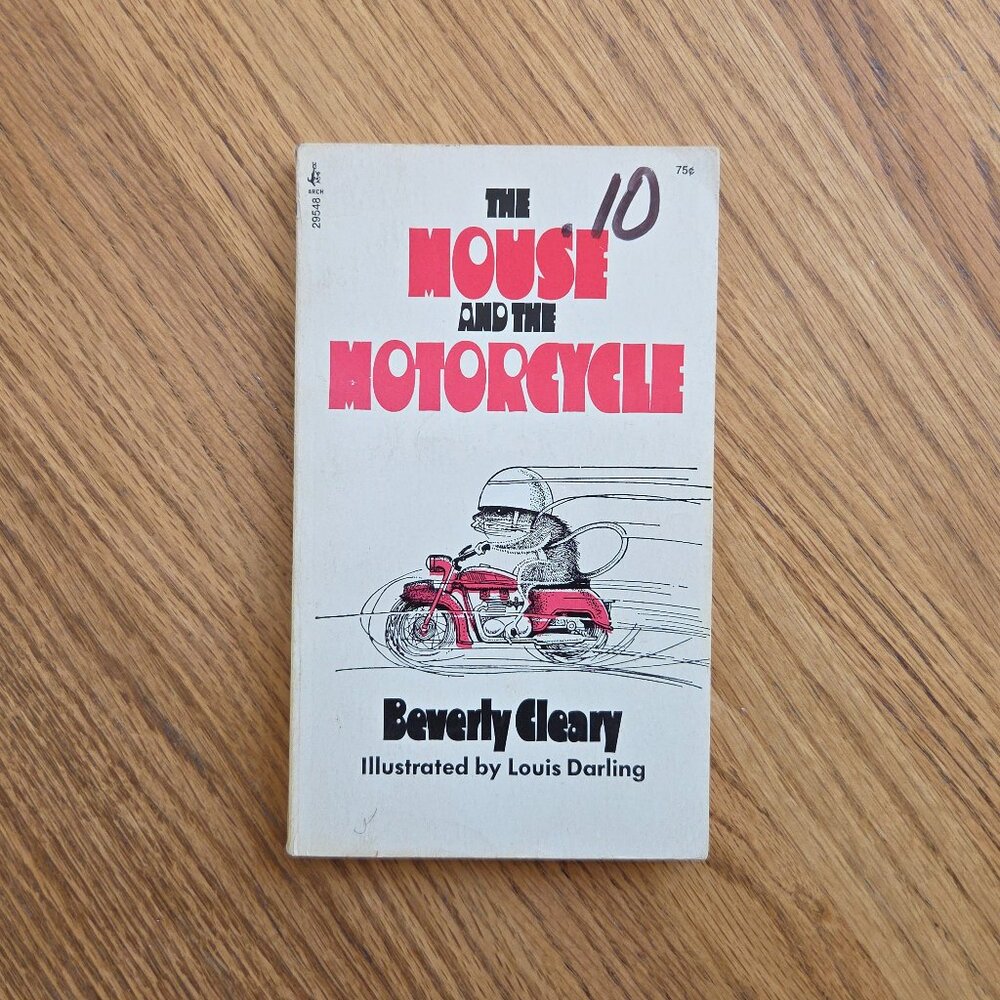 The Mouse and the Motorcycle. Vintage 1972 Children's Book by Beverly Cleary